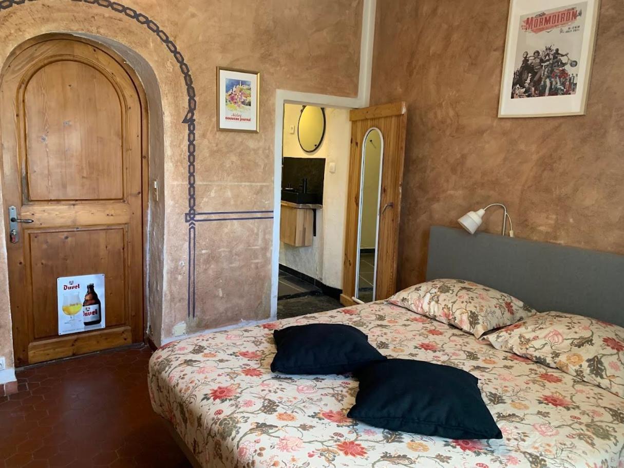 Mormoiron Chambres Et Table D'Hotes Au Brabo מראה חיצוני תמונה